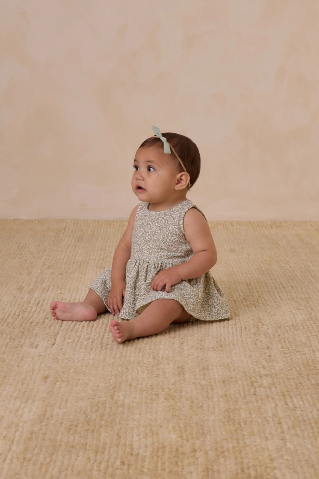 Quincy Mae Ruffled Tulip Top + Bloomer Set - Green Garden
