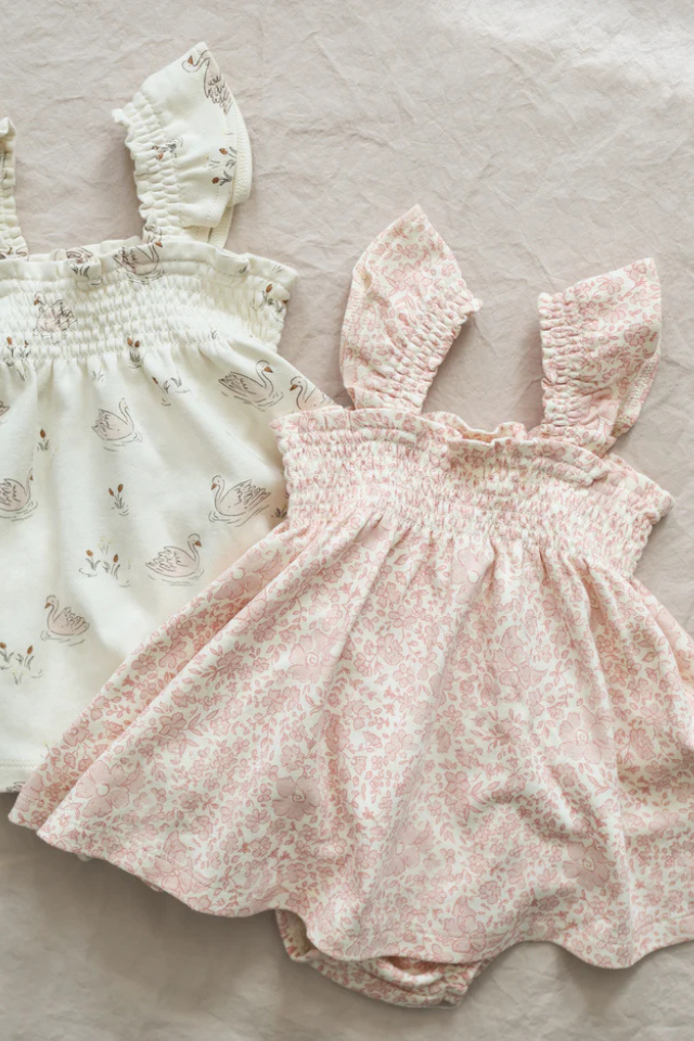 Quincy Mae Smocked Jersey Dress - Pink