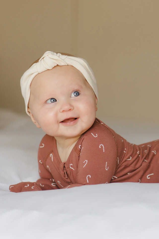 Quincy Mae Bamboo Zip Footie - Candy Canes