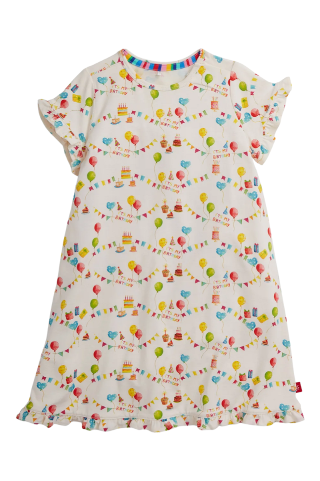 Magnetic Me Nightgown - Birthday Babe
