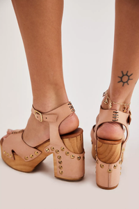 Free People Cecily Clog - Vachetta