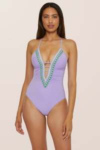 Becca Fiesta Plunge 1 pc - Bellflower