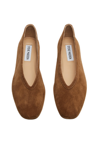 Steve Madden Leni Ballet Flat - Chestnut Suede
