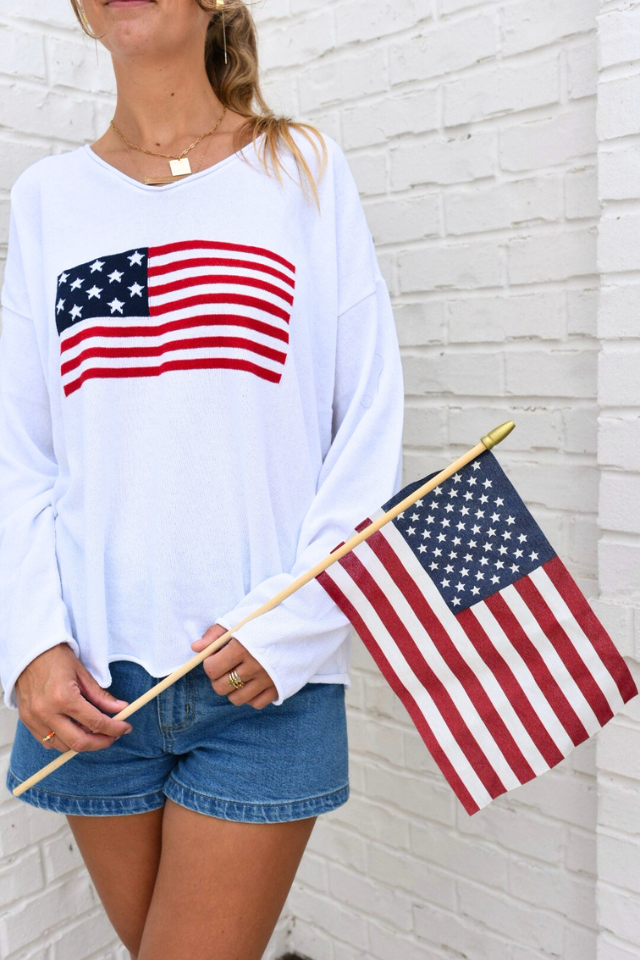 Town Pride Intarsia Jersey Women's VNeck Sweater Flag - White Combo